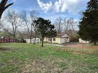 132 Coil Rd, Fenton, MO 63026