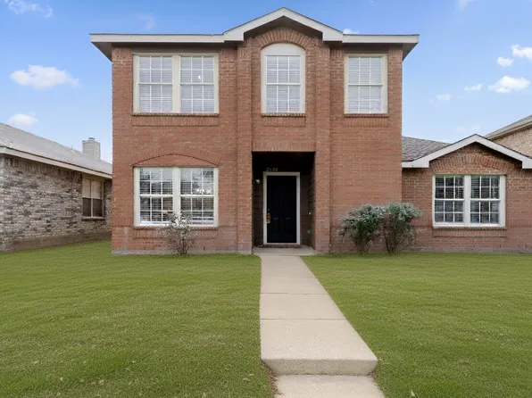 2454 Meadowgate Ln, Lancaster, TX 75134