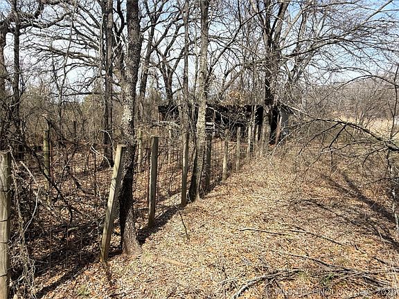 2nd image of 16558 Midway Rd