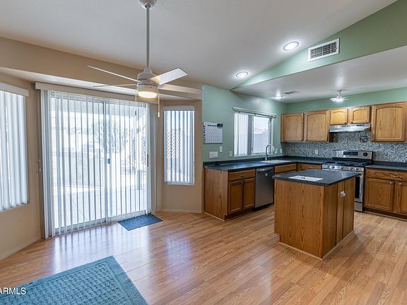 5th image of 1338 E AUTUMN SAGE Trail E