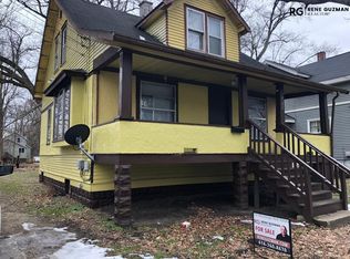 527 Harding Pl, Kalamazoo, MI 49007