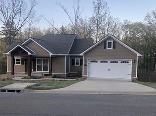 59 Riverwood Dr, Batesville, AR 72501