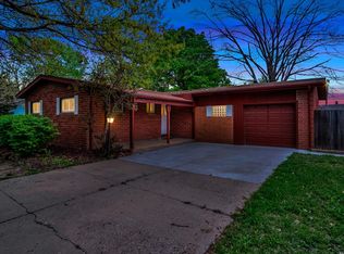 2106 Terrace Dr, Newton, KS 67114