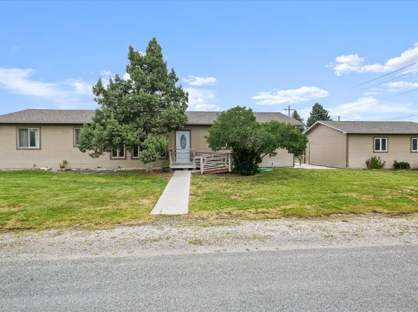 400 N Oak St, Townsend, MT 59644