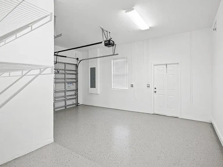 132 NW 11th Ave #132 — Photo 3
