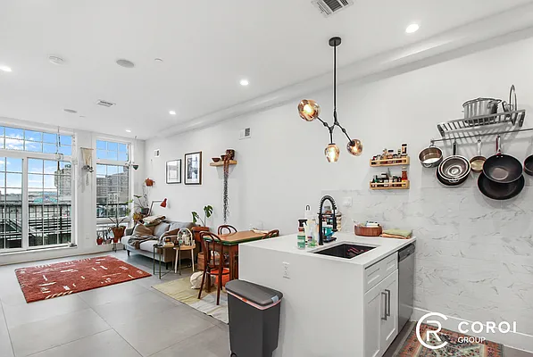 Rented by Coroi Corp | media 5