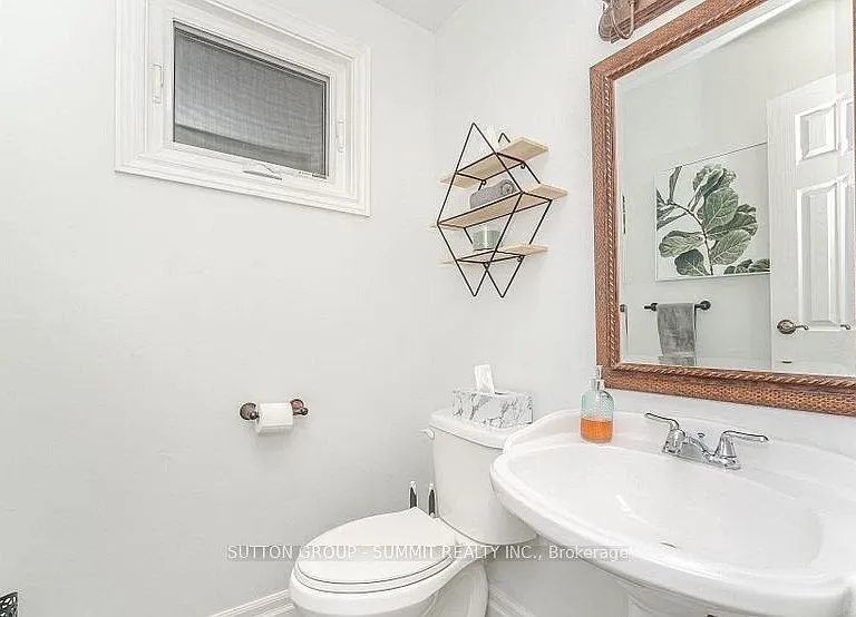 19 Jasper Cres #UPPER — Photo 10