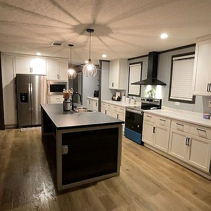 4th image of 138 Canary Cir