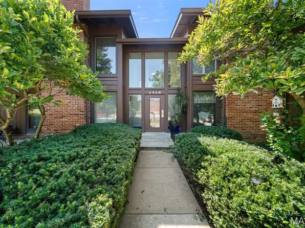 1968 Meadowtree Ln APT 5, Saint Louis, MO 63122