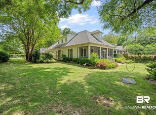 250 Liberty St, Fairhope, AL 36532