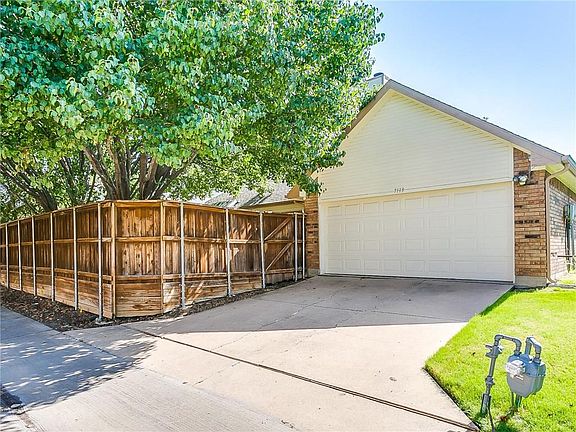 4th image of 7113 Stoddard Ln