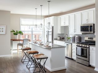 43031 Foxtrail Woods Ter UNIT 115, Ashburn, VA 20148