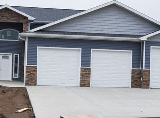 1809 Spring Ct SW, Mandan, ND 58554