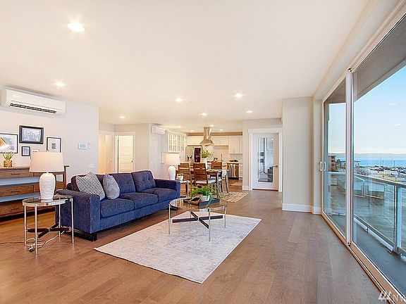 3rd image of 22529 6th Ave S Unit 202
