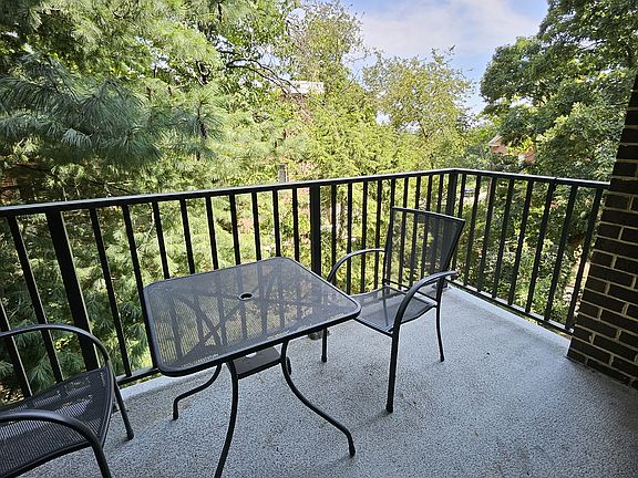5th image of 1510 12th St N APT 302