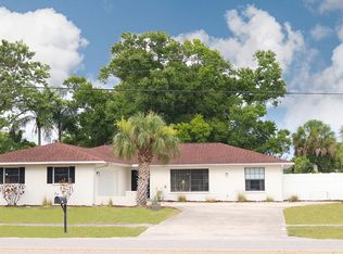 2211 43rd St W, Bradenton, FL 34209
