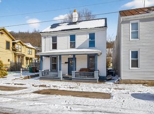 102 N 3rd St, Ripley, OH 45167