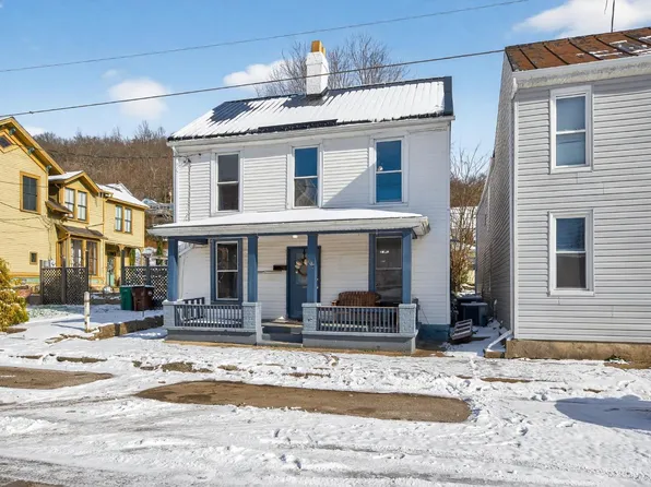 102 N 3rd St, Ripley, OH 45167