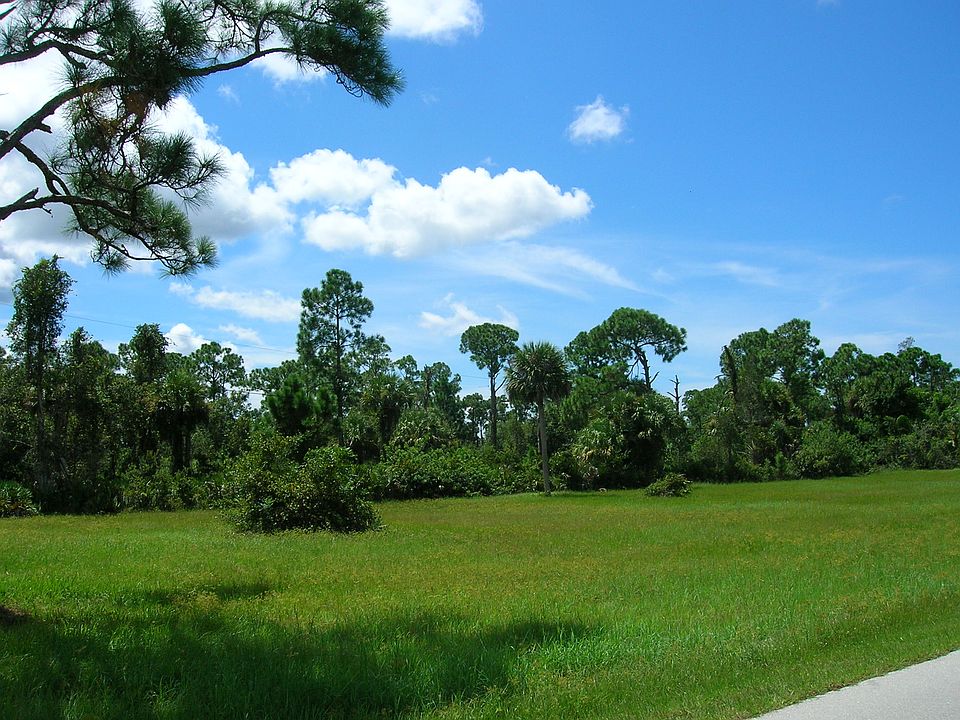1st image of 24573 Yacht Club Blvd