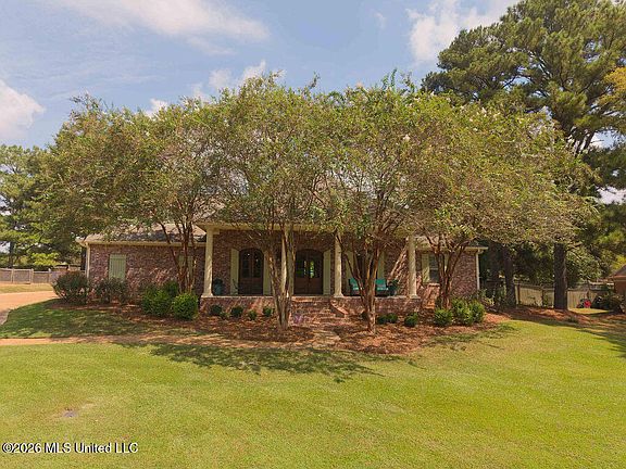 2nd image of 255 Forest Lake Dr