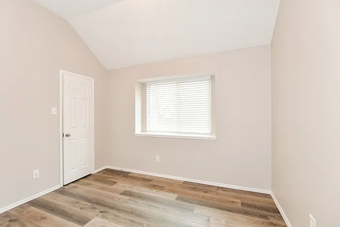 2317 Homestead Dr — Photo 12