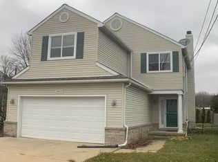 24905 Harrison St, Harrison Township, MI 48045