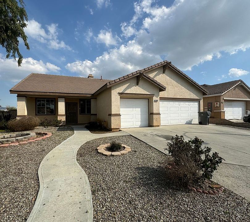 1st image of 26469 Bradshaw Dr