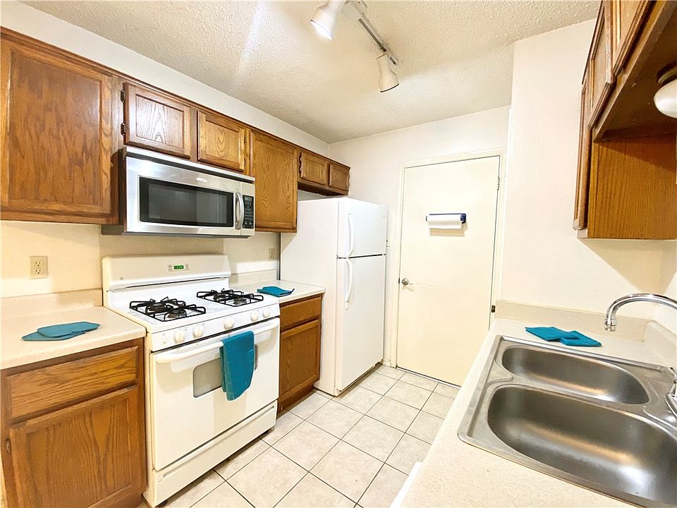 1st image of 1109 Woodlief Trl