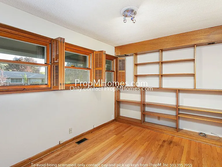 4111 SE Cooper St — Photo 16