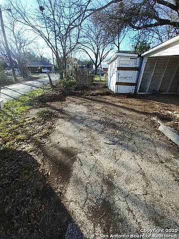 2nd image of 406 Michna St