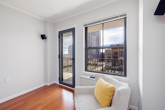 1st image of 1 Greene St APT 1