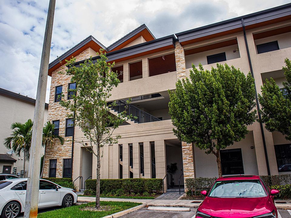 1st image of 7819 NW 104th Ave APT 32