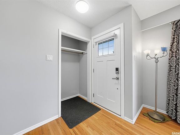 4th image of 2615 Haultain Ave