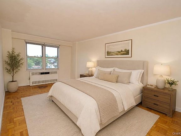 4th image of 1853 Central Park Avenue #3F