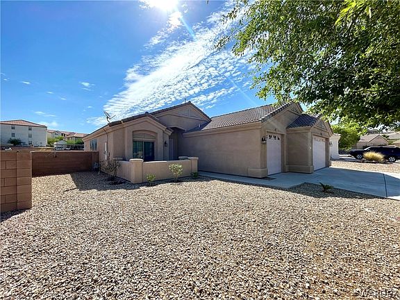 5th image of 1126 Bella Luna Drive
