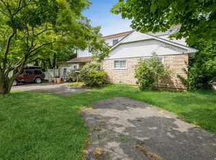 1466 Lincoln Blvd, Bay Shore, NY 11706