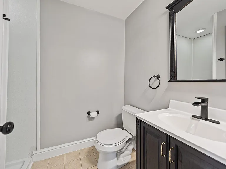 2714 Meadowcrest Ct — Photo 5