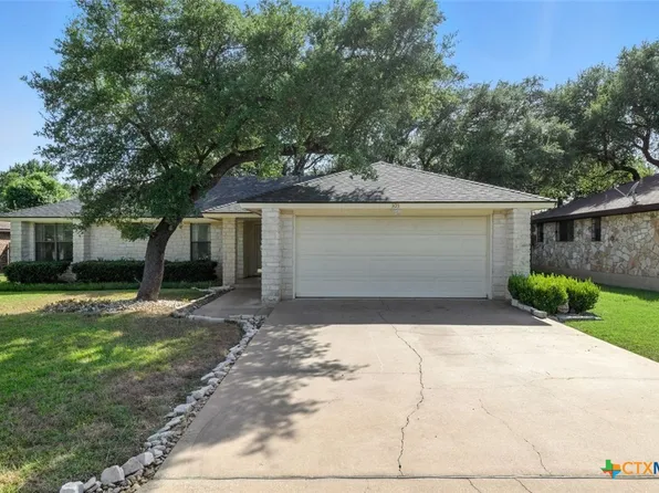 303 Woodstone Dr, Georgetown, TX 78628