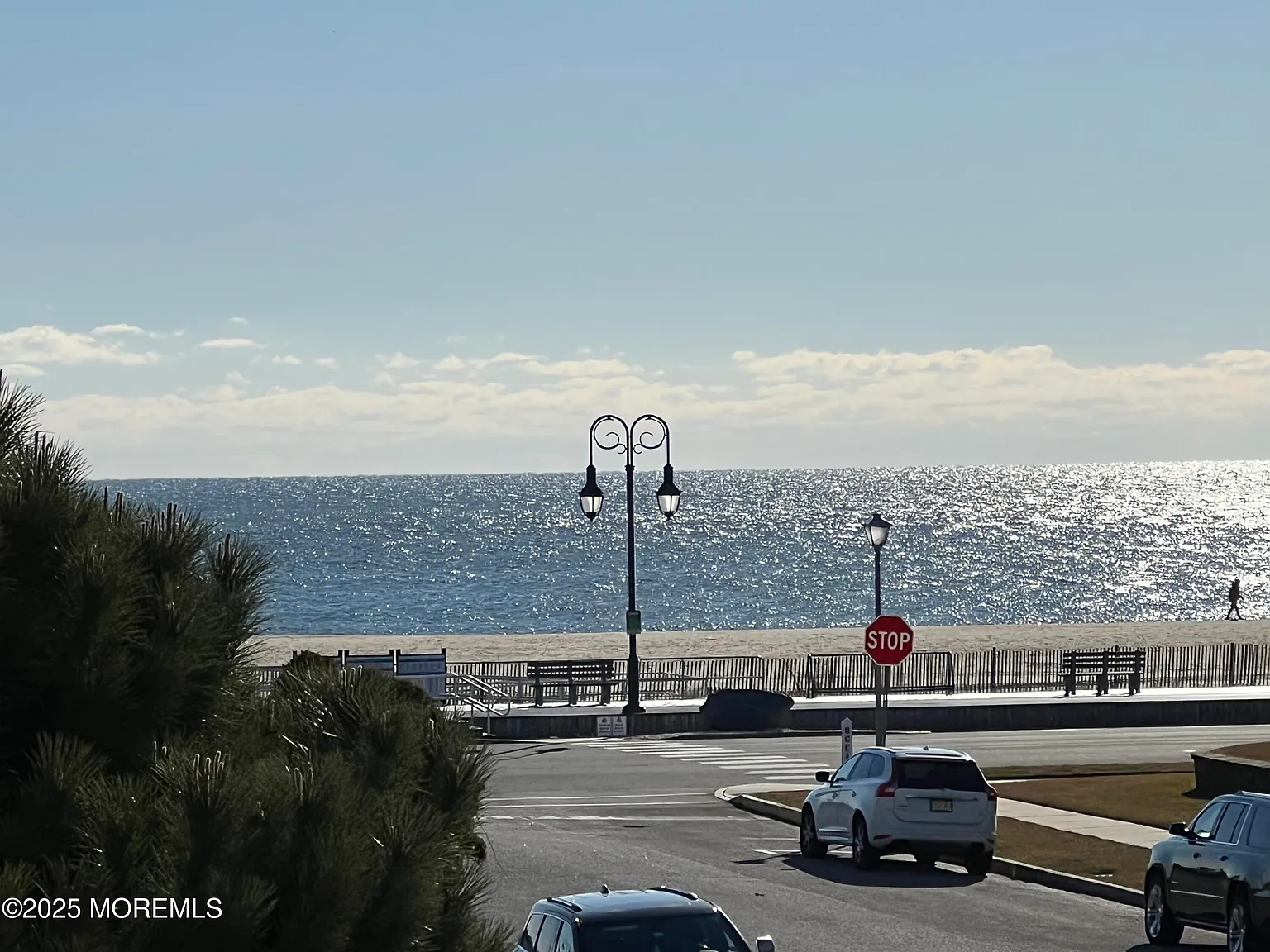 4 bed, 4.0 bath, 3000 sqft, $8,500 — Photo 3