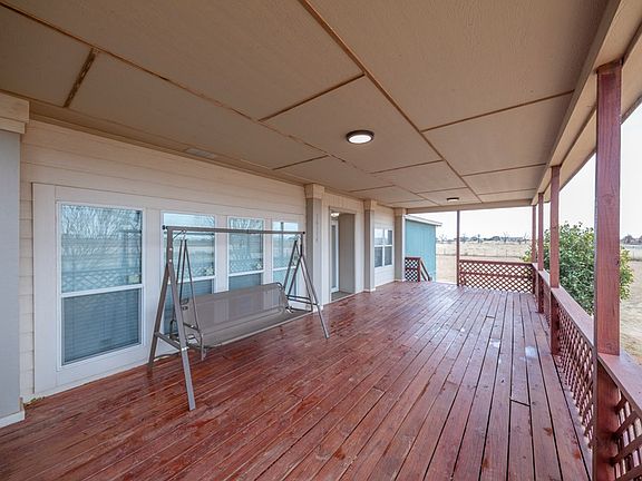 4th image of 16174 Horseshoe Dr