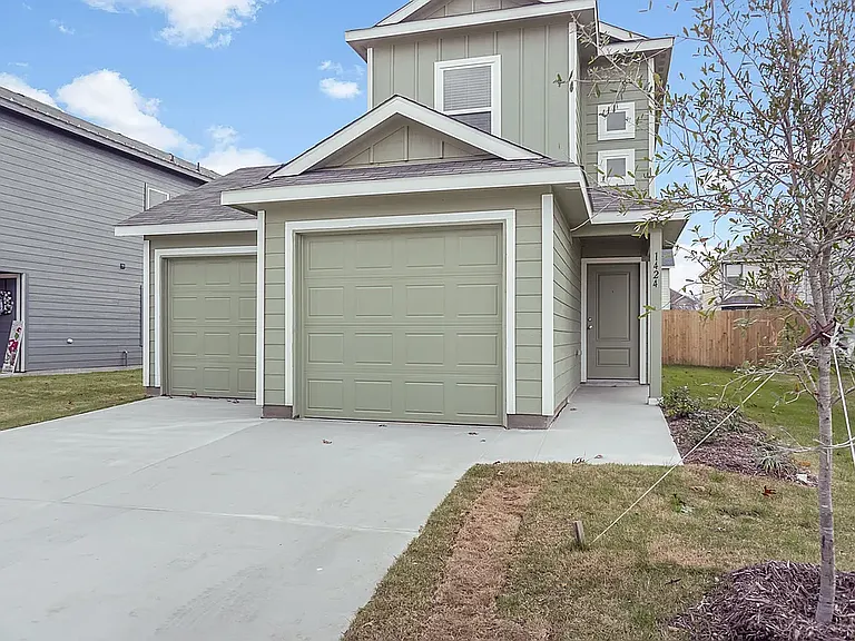 1424 Teak Ln — Photo 9