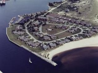 245 Harbor Dr #+SLIP, Ludington, MI 49431