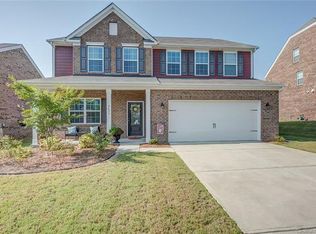 2633 Kinmere Dr, Gastonia, NC 28056