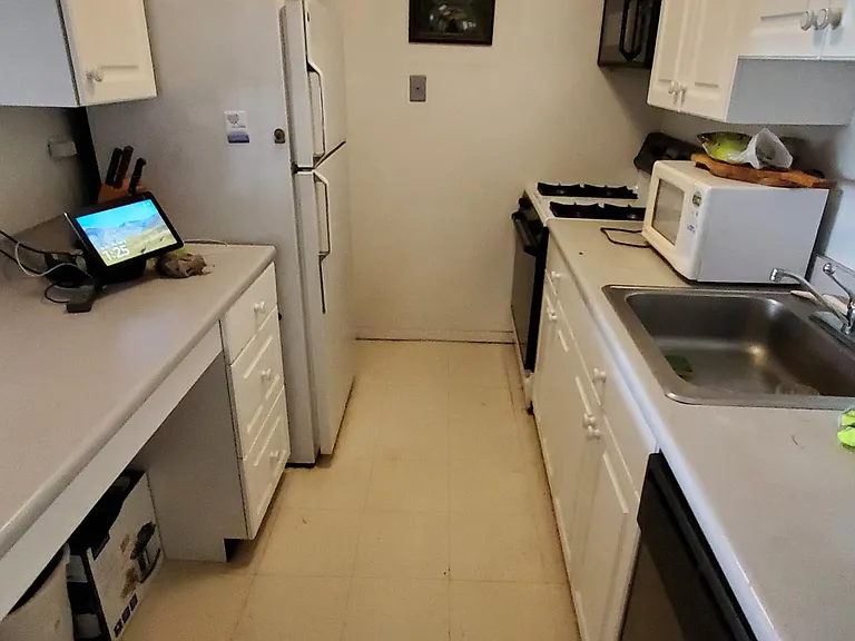 6 Whittier Pl #2O — Photo 5