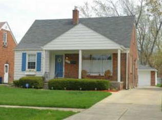 2936 N Wilson Royal, Fair Haven, MI 48023