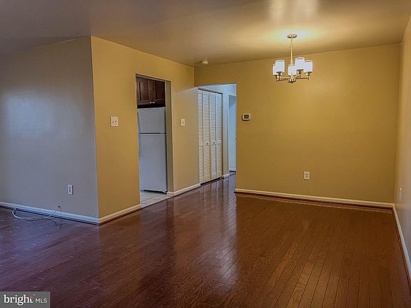 4th image of 203 Star Pointe Ct Unit 1A