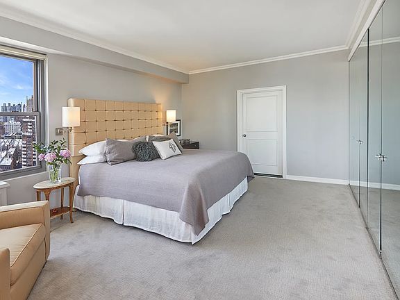 5th image of 500 E 83rd St Penthouse M