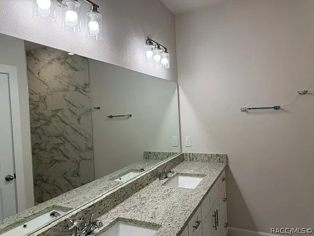 1861 W Hampshire Blvd — Photo 12