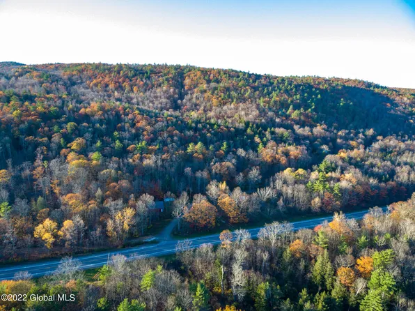 L18.0 State Route 22, Dresden, NY 12819