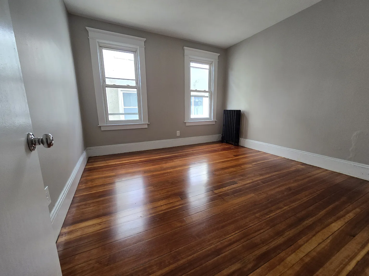 3 bed, $1,700 — Photo 2